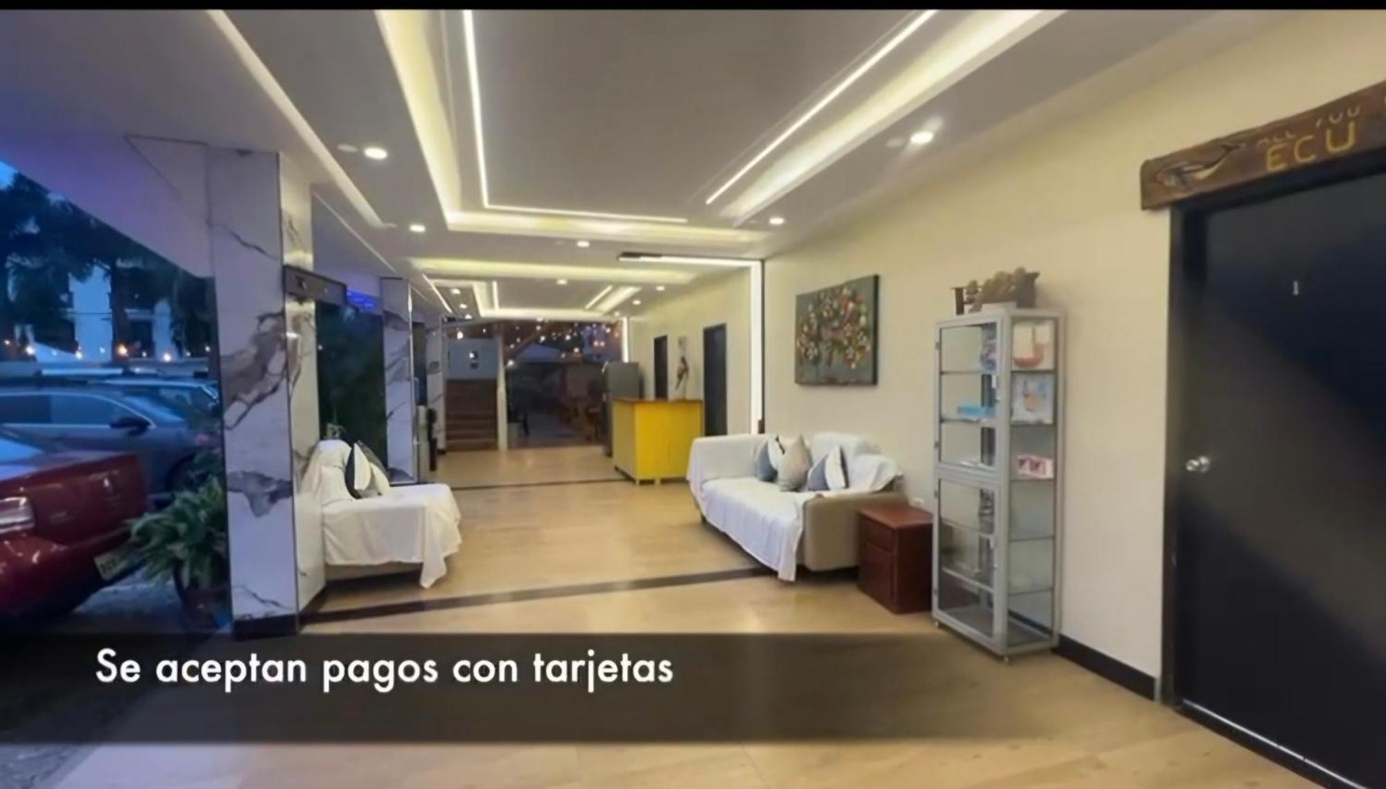Hotel Berlín International Puerto López Exteriér fotografie